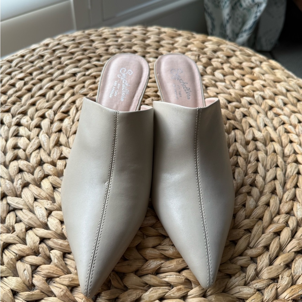 Seychelles Taupe Mules 2” heals